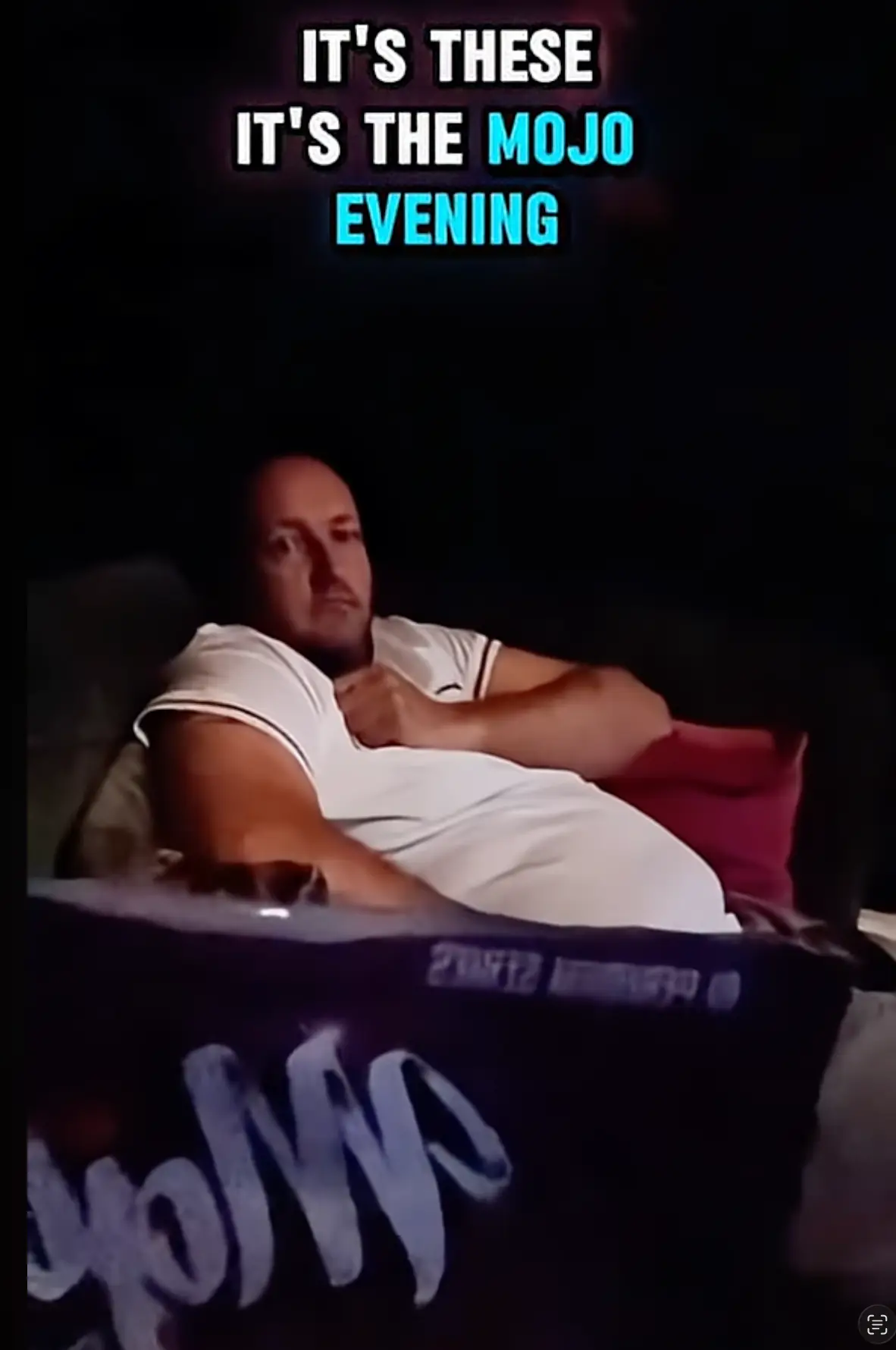 Carregar vídeo: 
